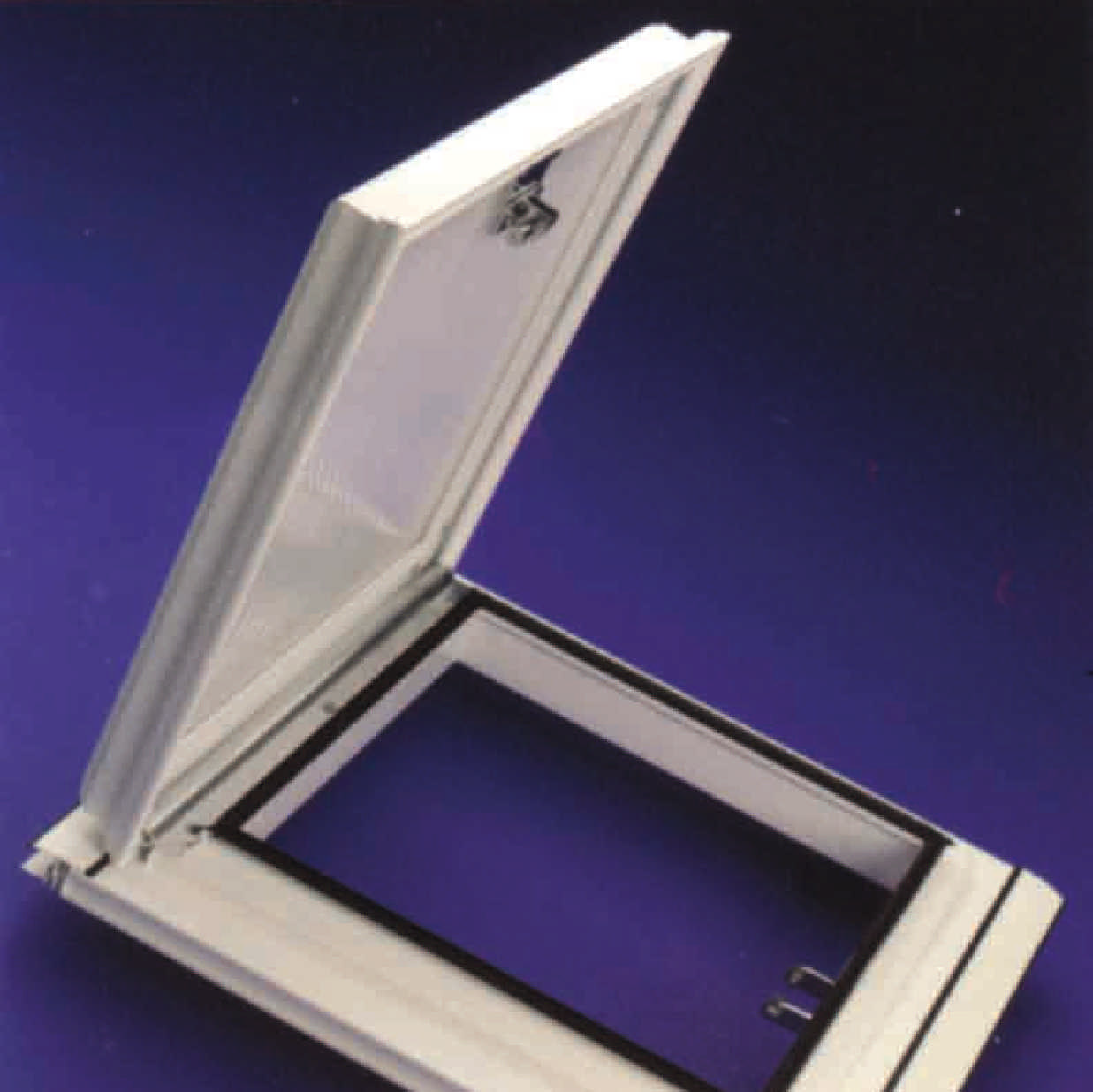 Buy Aluminium/uPVC Conservatory Roof Vent (Bar-to-Bar) for 35mm thick polycarbonate online today