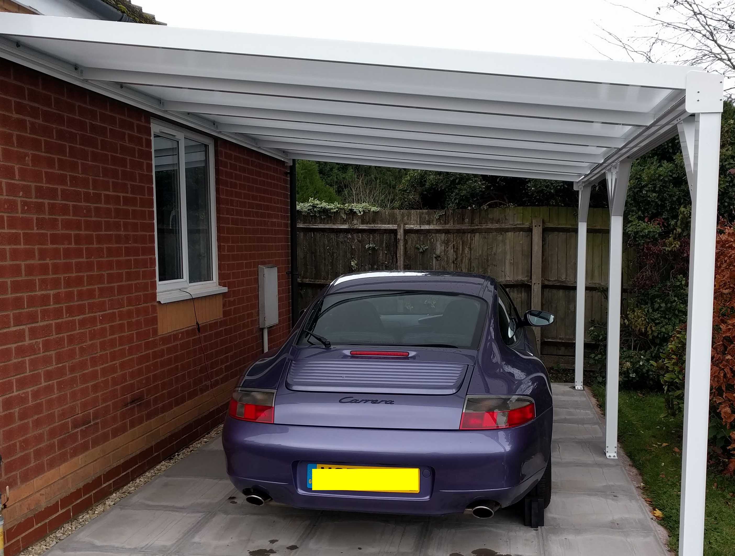 Aluminium garden canopy