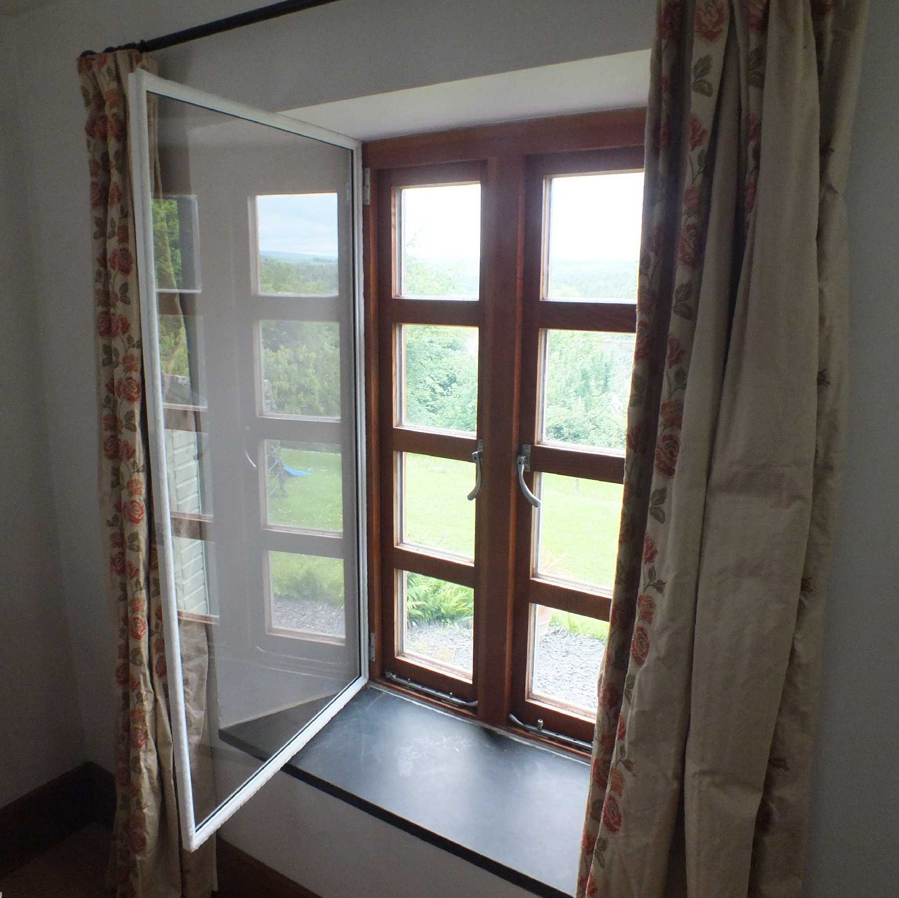 Great deals on SmartHinge with 4mm Plate Polycarbonate Glazing