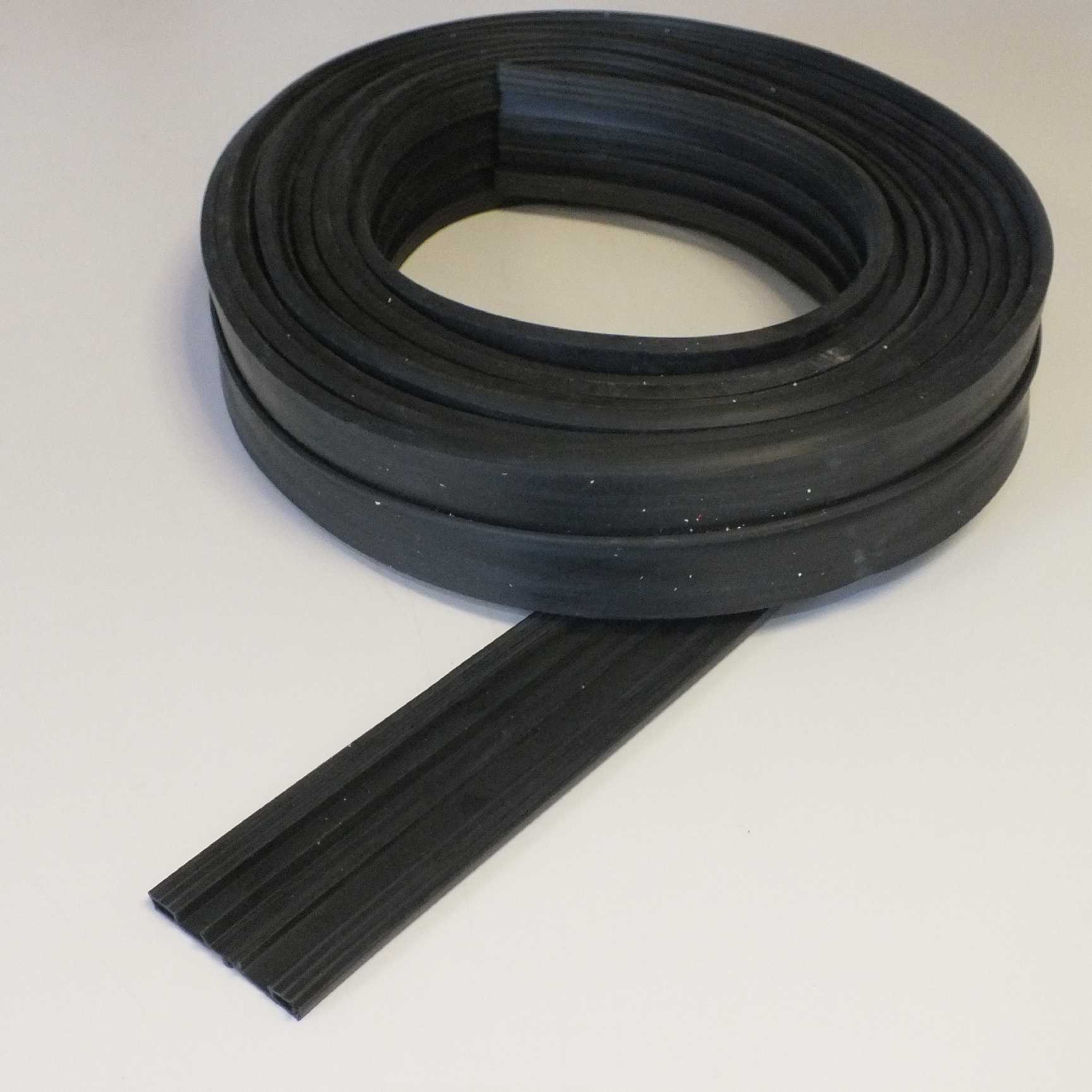 Base Gasket for 50 and 60mm wide Aluminium Rafter Glazing Bars, 1.0m