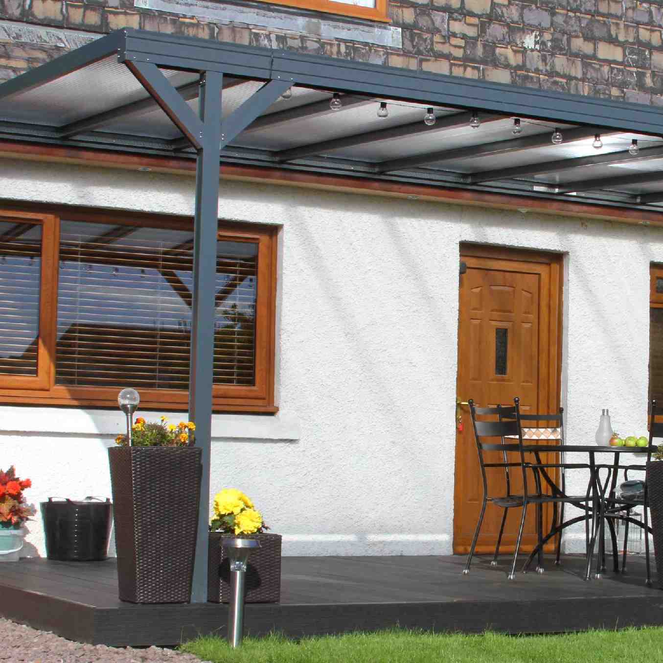 Omega Verandah, Anthracite Grey, 16mm Polycarbonate Glazing - 2.1m (W) x 1.5m (P), (2) Supporting Posts