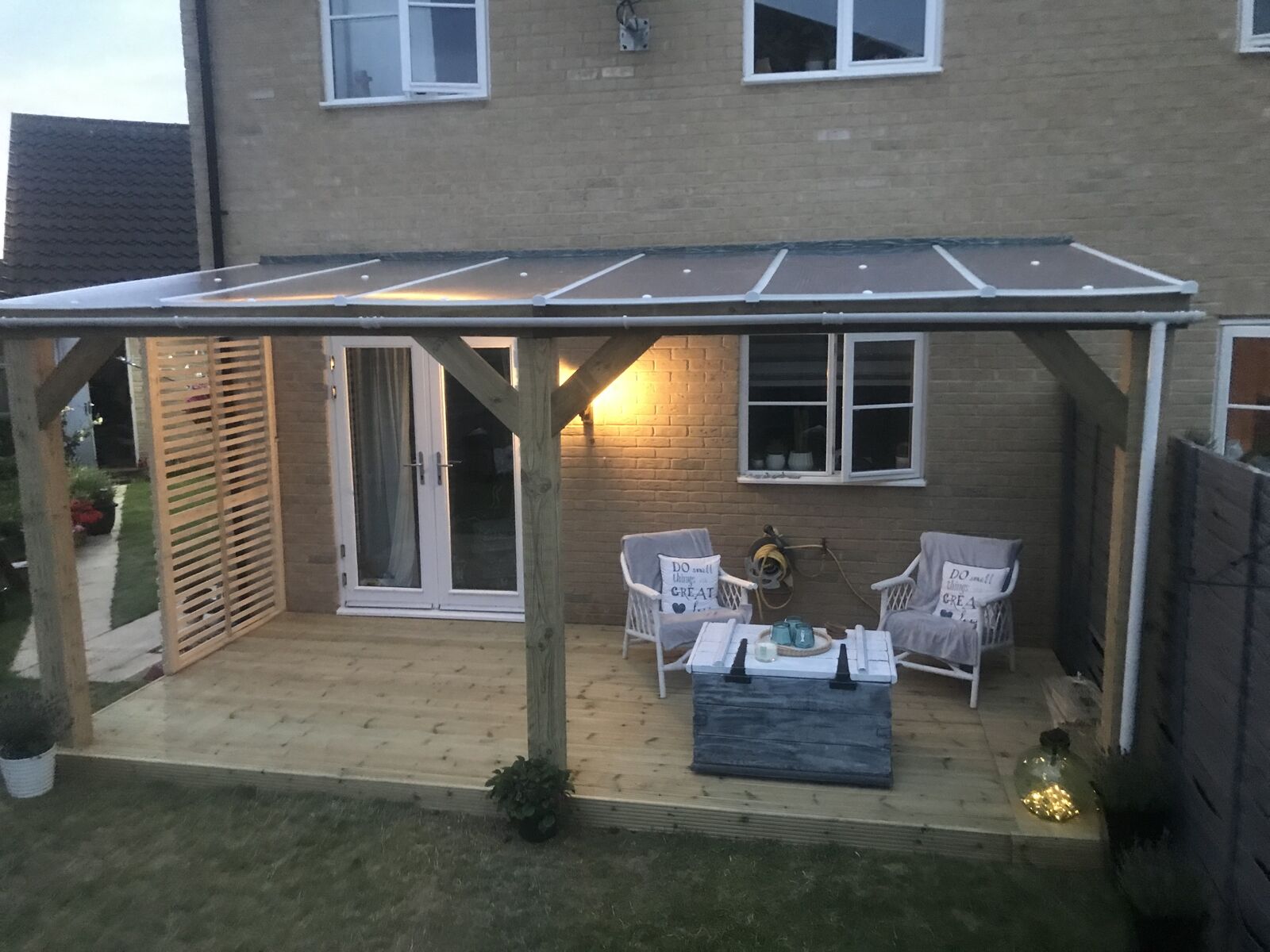Affordable DIY Conservatory Roof Kit with White Rafter-Supported Glazing Bars, 3.19m Width x 2.5m Projection