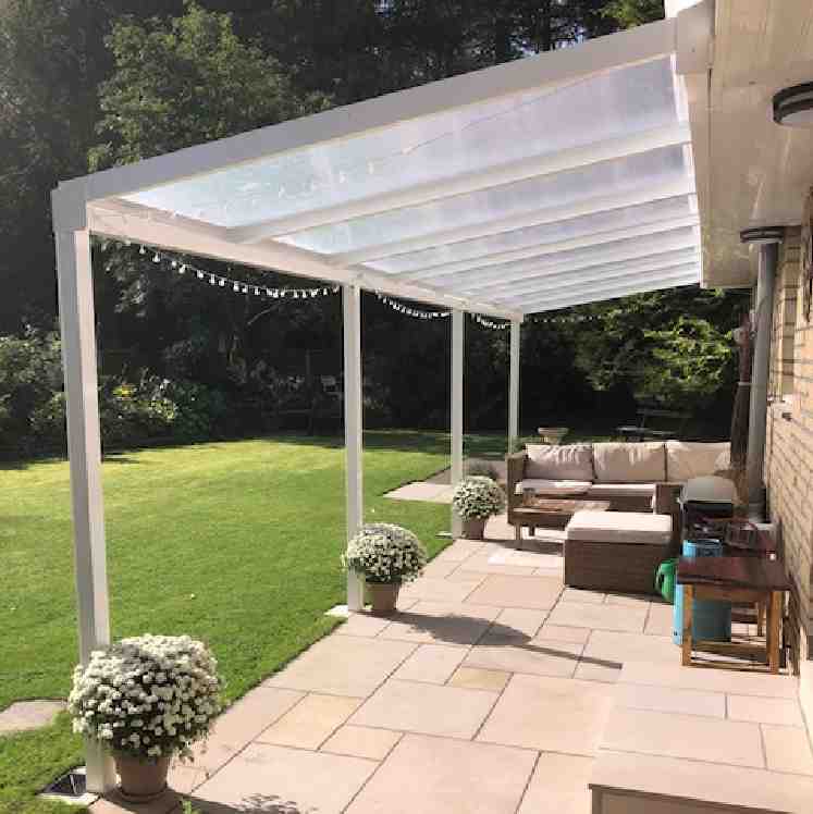 SPECIAL OFFER Omega Smart Lean-To Canopy, White, 16mm Polycarbonate Glazing - 6.0m (W) x 1.5m (P), (3) Supporting Posts
