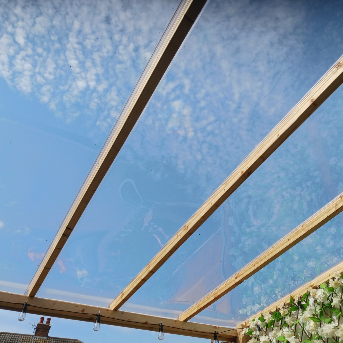 Glazing a Patio cover with R-glaze polycarbonate Roofing